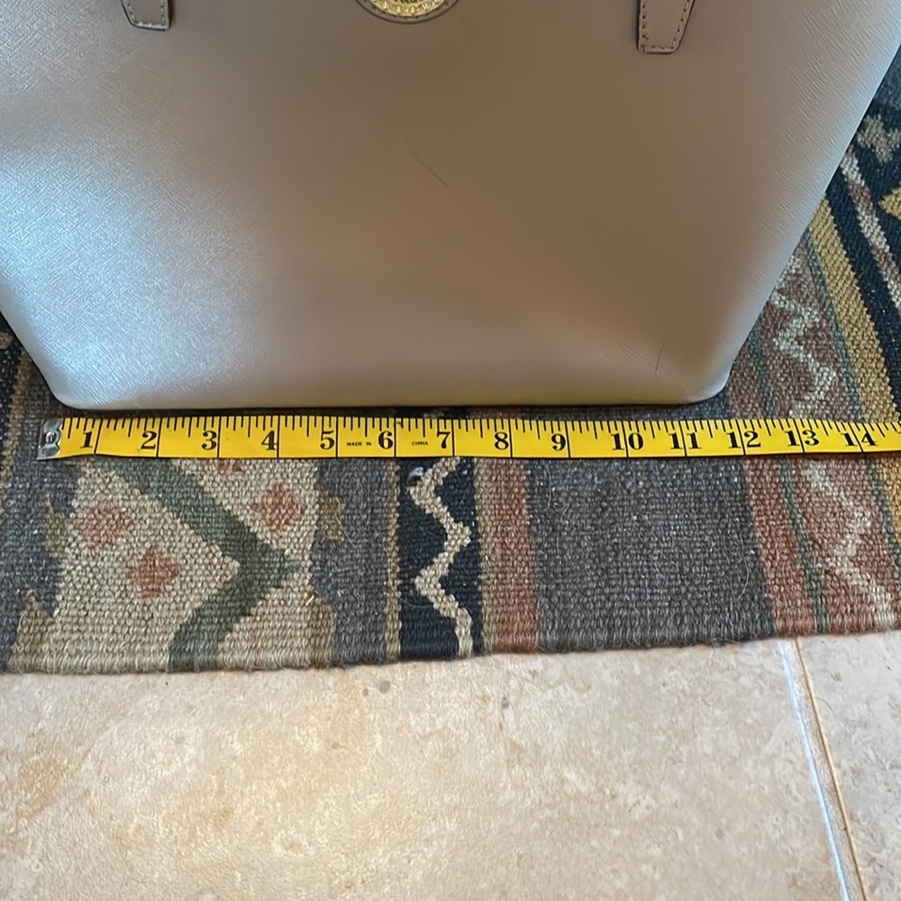 Anne Klein Gold Tote with Matching Clutch - Picture 9 of 11